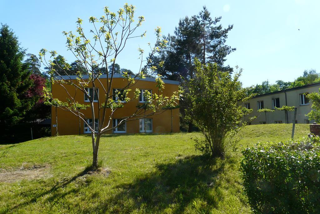 Hotel Kreuzbruchhof Burg Stargard Buitenkant foto